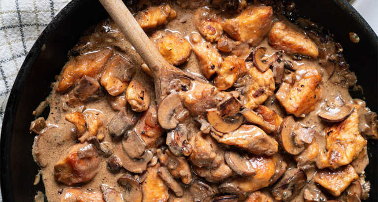 Easy Chicken Stroganoff