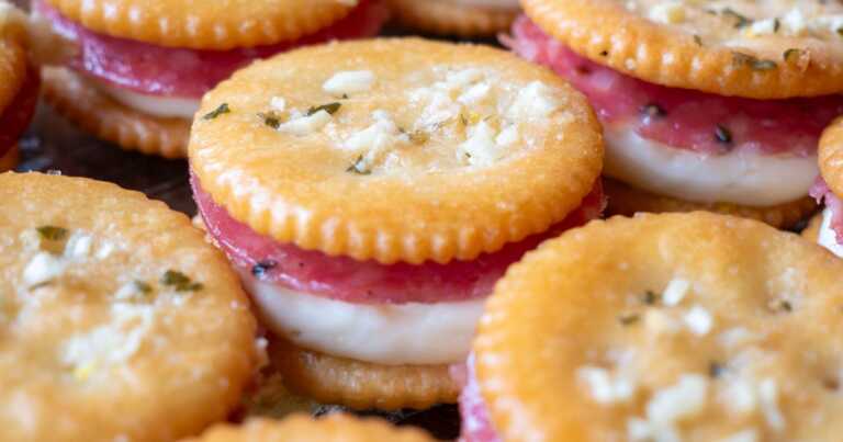 Cracker Party Snackers