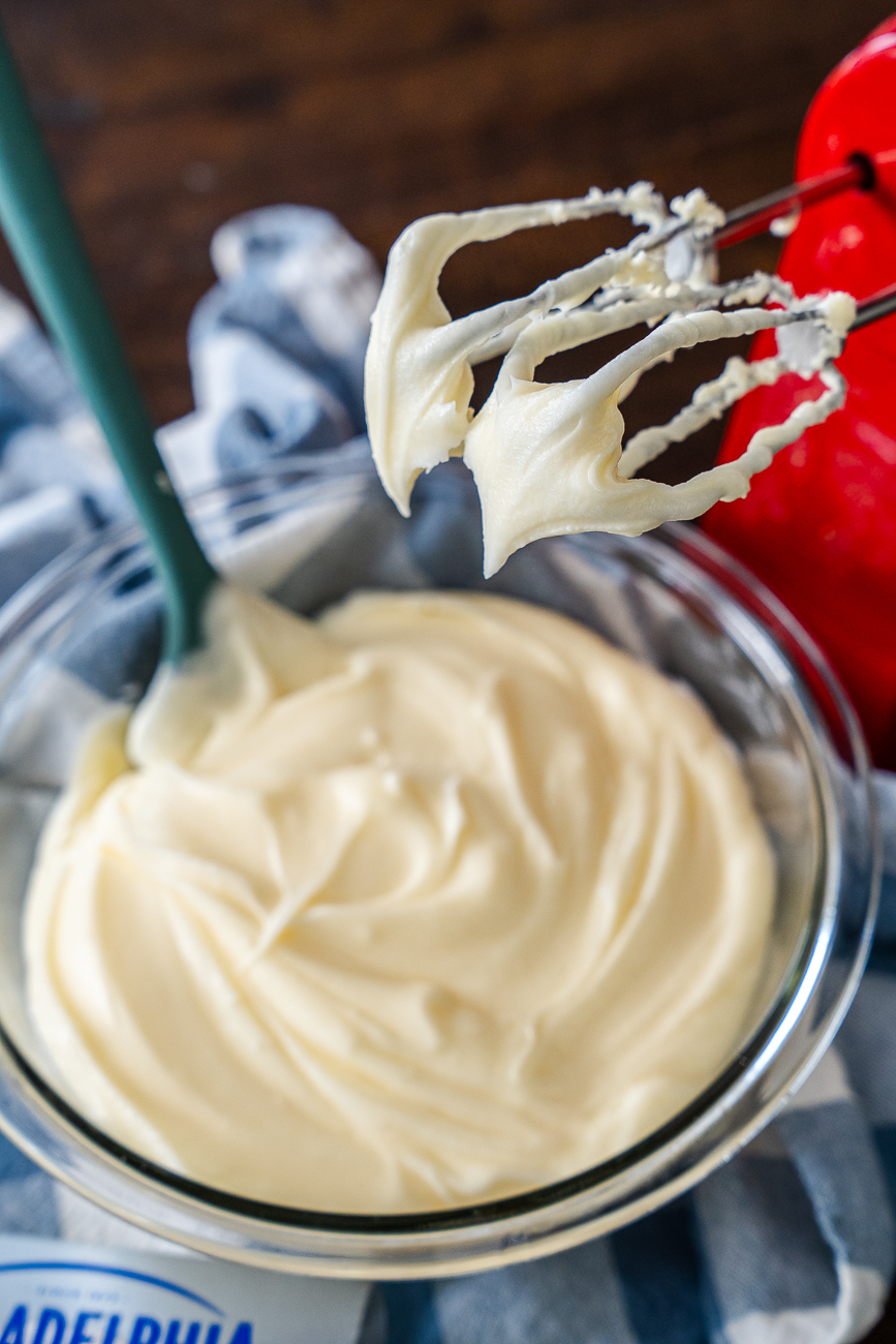 Cream Cheese Frosting Vertical 4