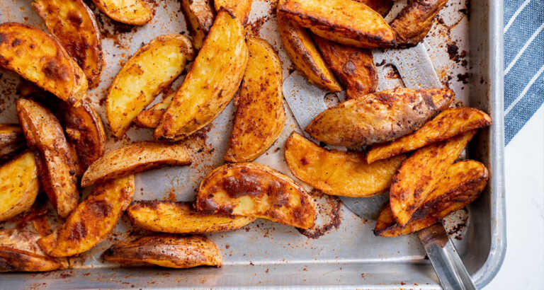 Crispy Baked Potato Wedges