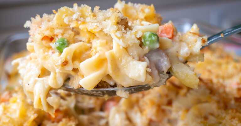 Dot’s Chicken Noodle Casserole