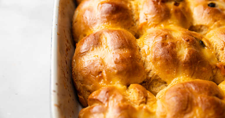 Easy Hot Cross Buns