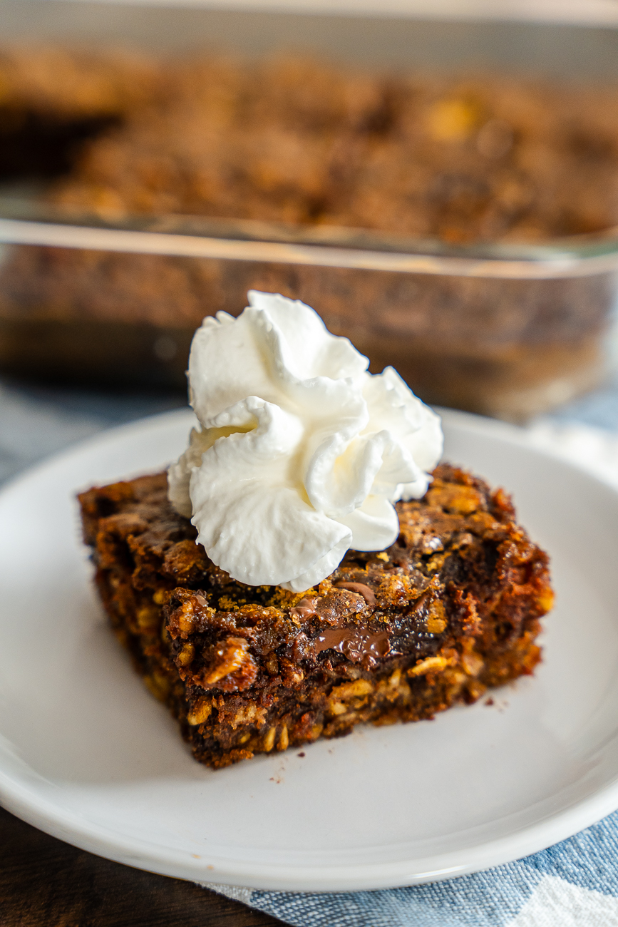 Pantry Cake Vertical 19
