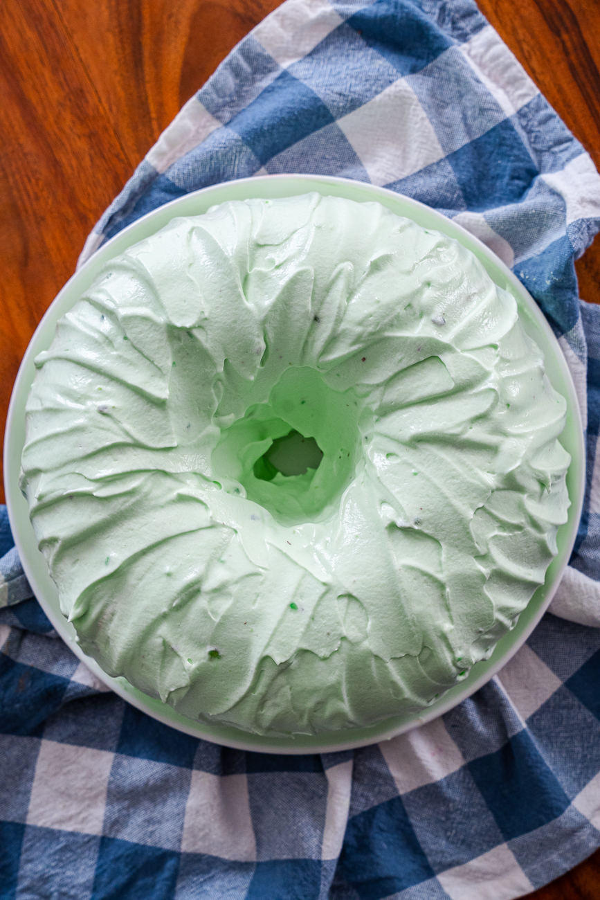 Pistachio Bundt Cake Vertical 4