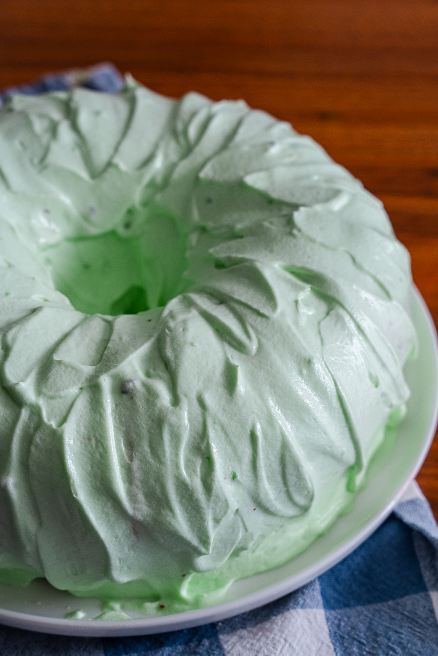 Pistachio Bundt Cake Vertical 5