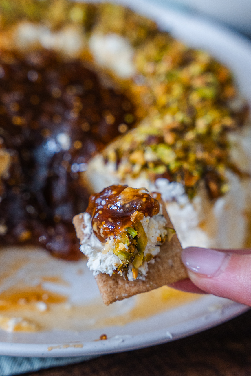 Pistachio Cheese Ring Vertical 18
