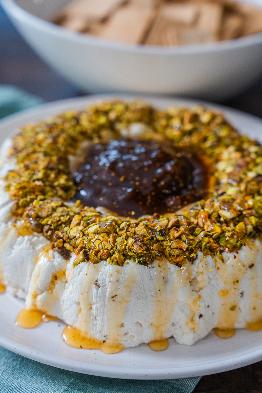 Pistachio Cheese Ring Vertical 7