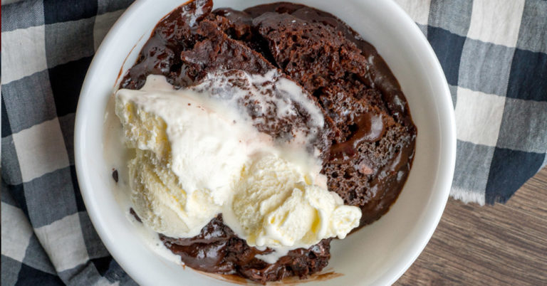 Slow Cooker Chocolate Lava Cake
