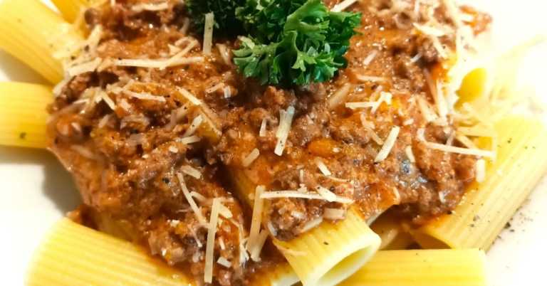 Slow Cooker Ground Beef and Pork Ragu